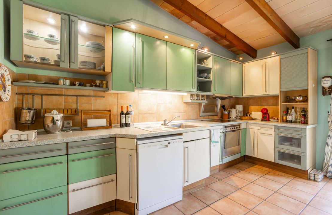Charming Country Retreat near Campanet with Main House & Guesthouse